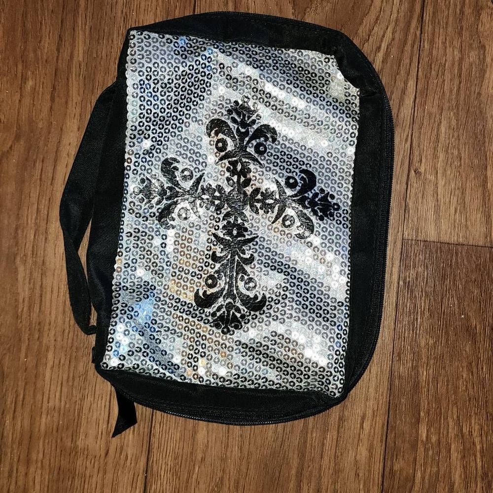 Gregg Gift Company Bible Cover
